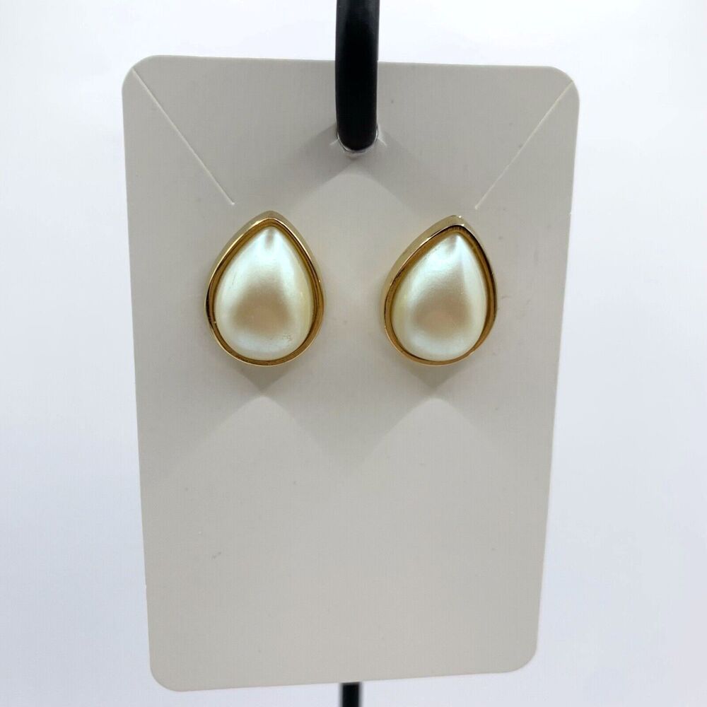 Richelieu Earrings Faux Pearl Gold Tone Teardrop Studs Vintage 70s Jewelry